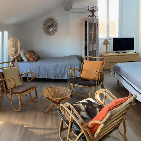 Les Nuits Etoilees, Terrasse Apercu Mer, Tres Lumineux, Ac, 100m Du Port * Sanary-sur-Mer