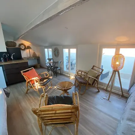 Les Nuits Etoilees, Terrasse Apercu Mer, Tres Lumineux, Ac, 100m Du Port *